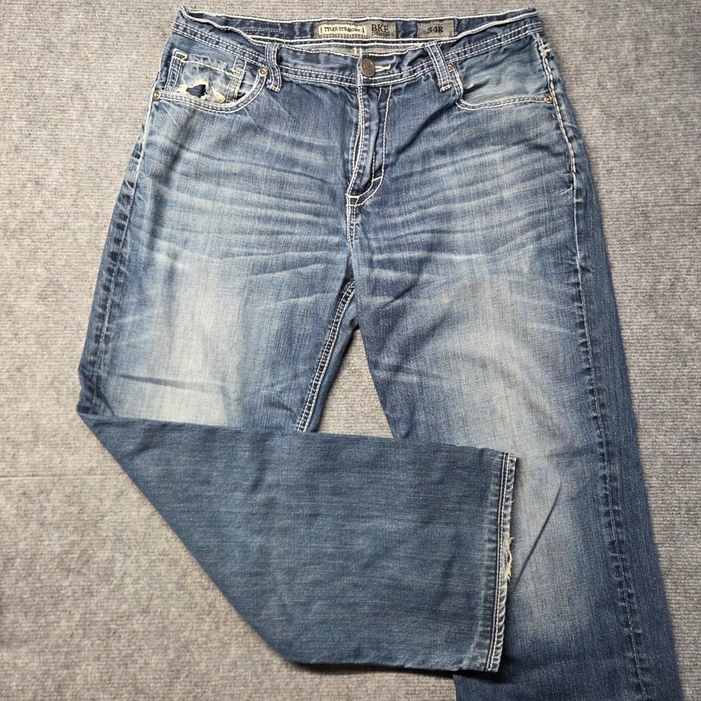 BKE Tyler Straight Leg Jeans Mens 33x28 Medium Wash Distressed Contrast Stitch